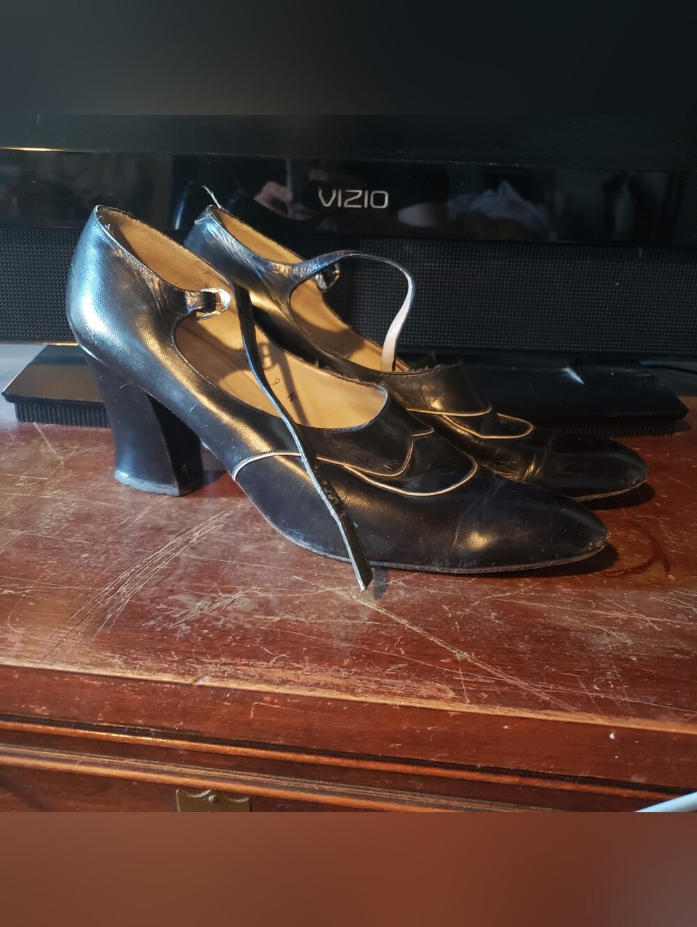 Vintage Francisco Gonzalez Black Leather Mary Jane Heels Sz 9 Made in Spain